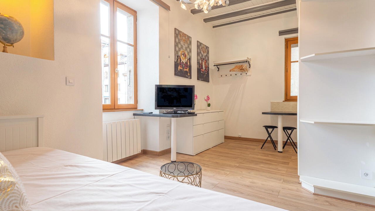 Photo of Bedroom in Annecy Old Town