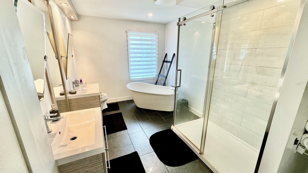 Photo of Bathroom in Sainte-Julie