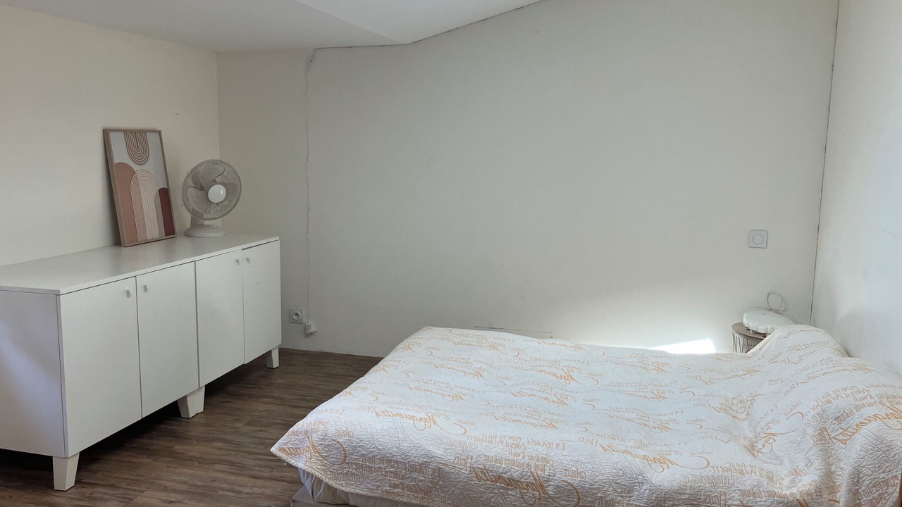Photo of Bedroom in Saint-Laurent-La-Vernede