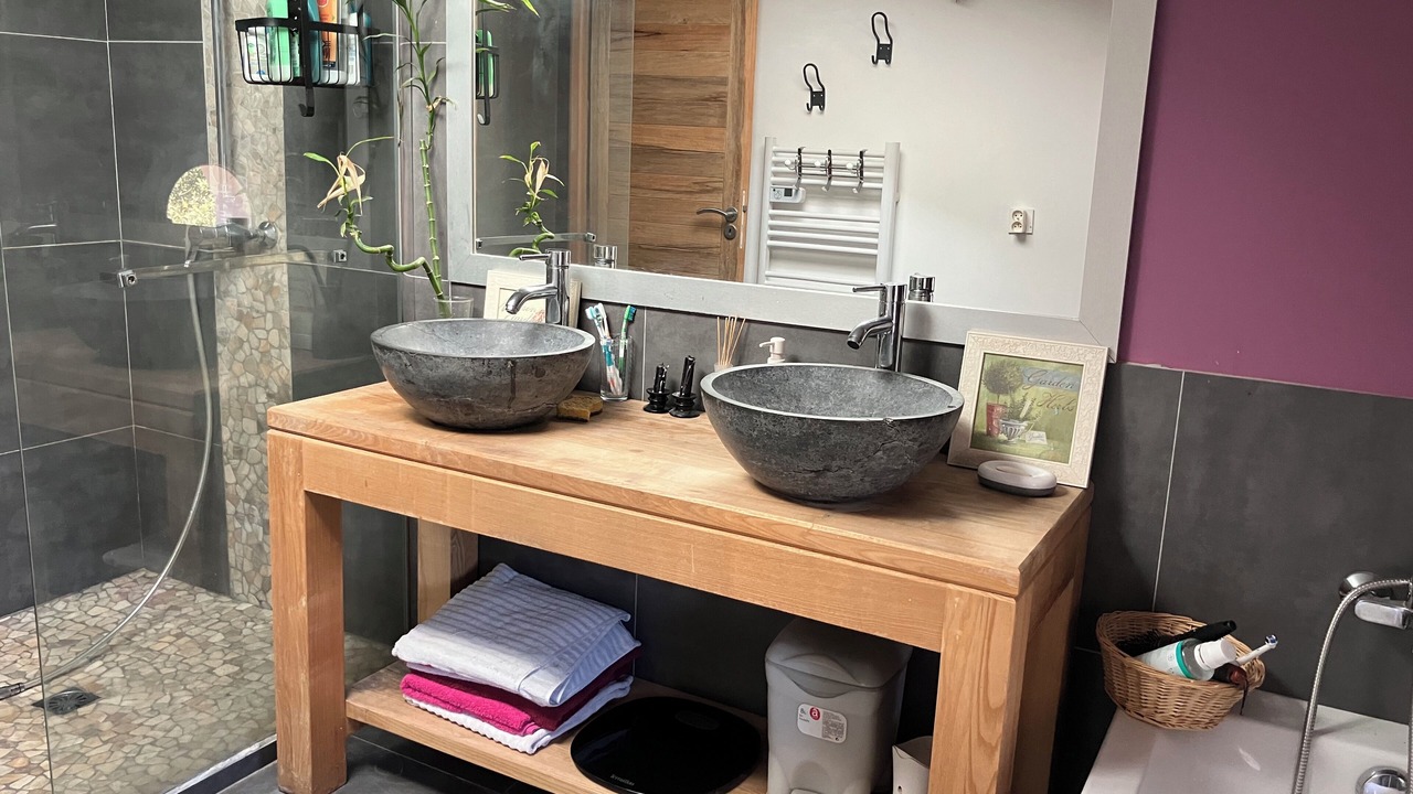 Photo of Bathroom in Saint-Laurent-La-Vernede