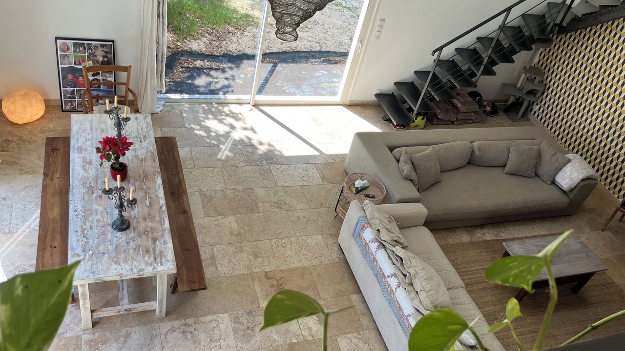 Photo of Livingroom in Saint-Laurent-La-Vernede