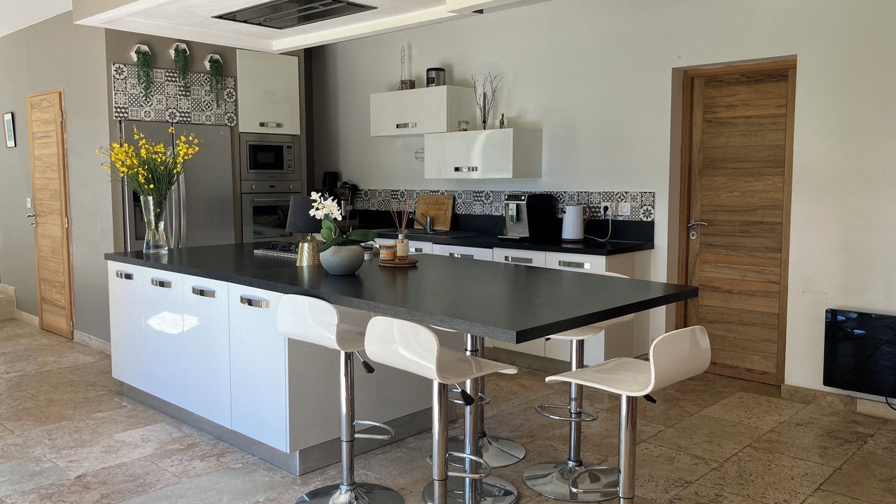 Photo of Kitchen in Saint-Laurent-La-Vernede