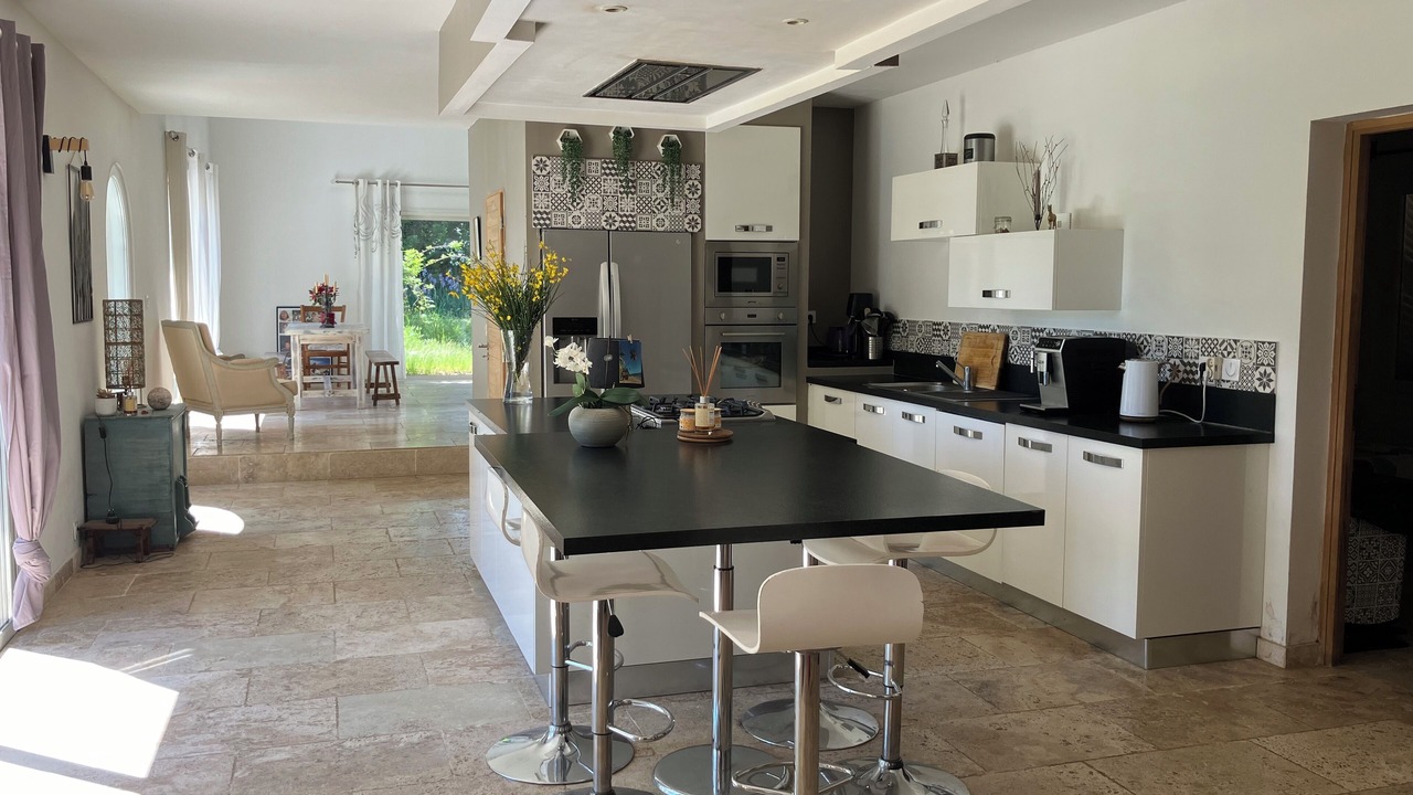 Photo of Kitchen in Saint-Laurent-La-Vernede