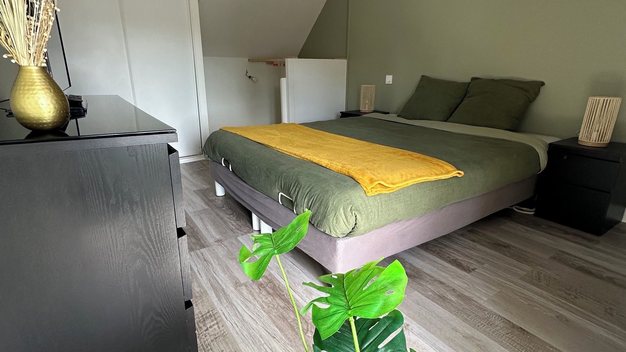 Photo of Bedroom in Tremereuc