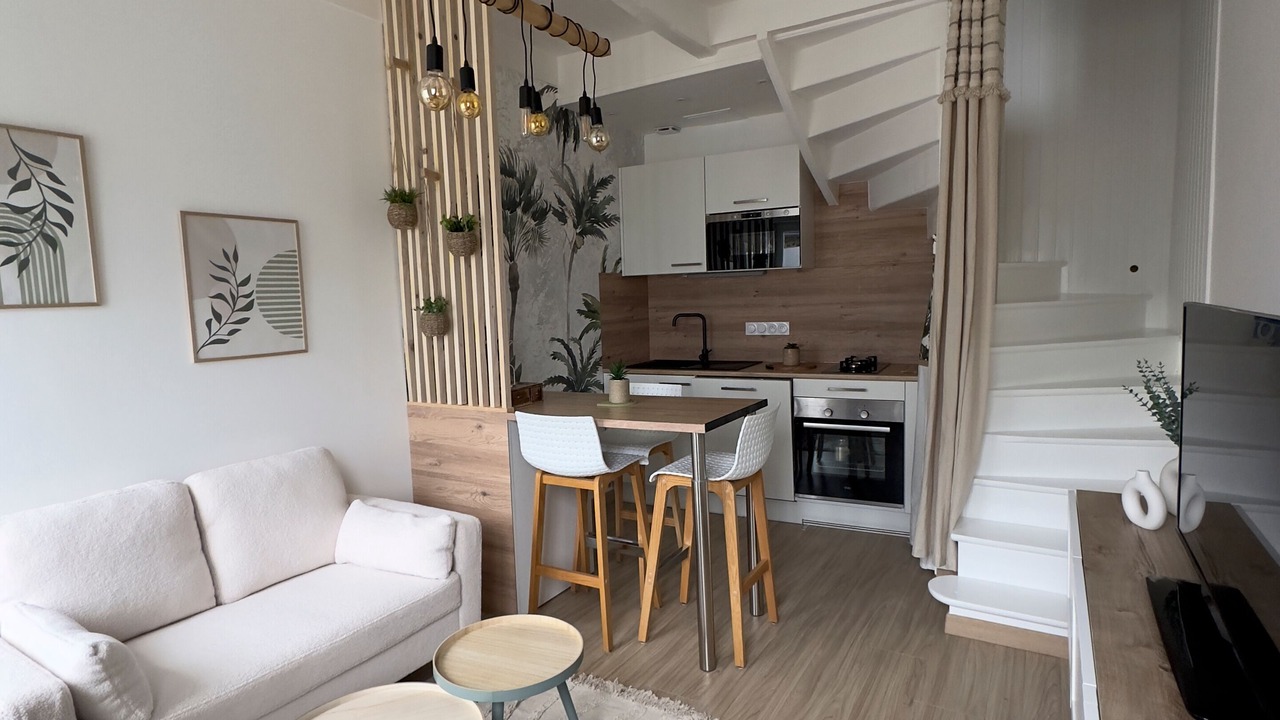 Photo of Livingroom in Tremereuc