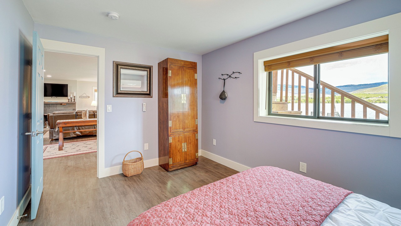 Photo of Bedroom in Oroville