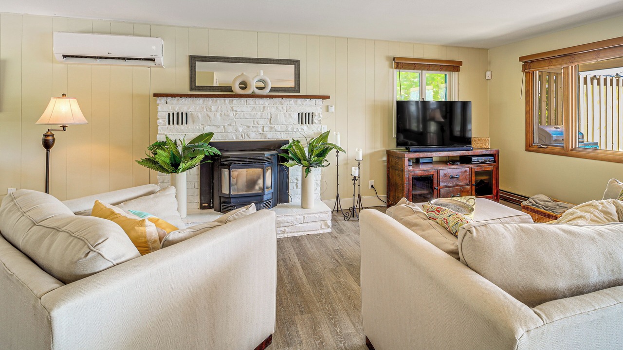 Photo of Bedroom in Oroville