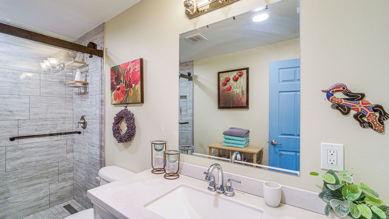 Photo of Bathroom in Oroville