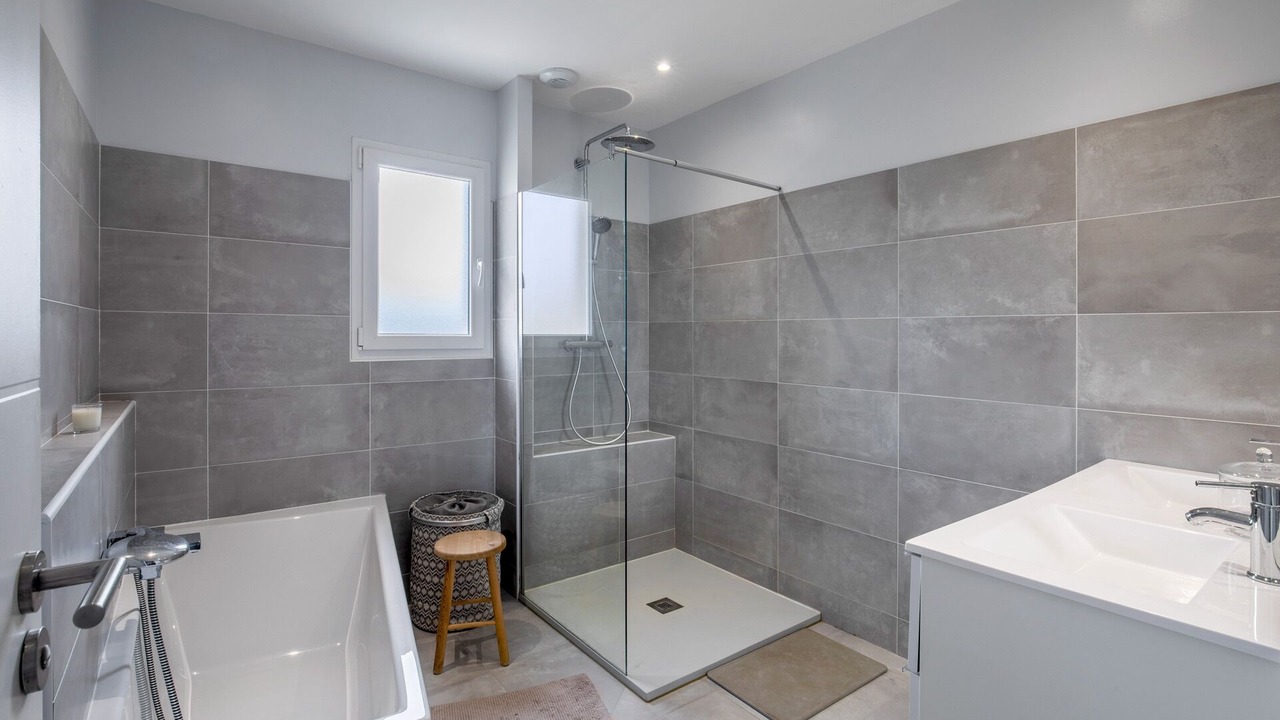 Photo of Bathroom in Combaillaux