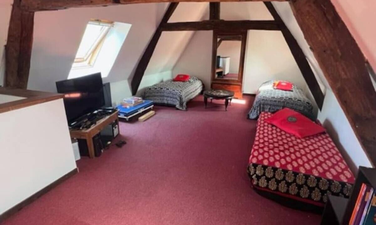 Photo of Bedroom in Belabre