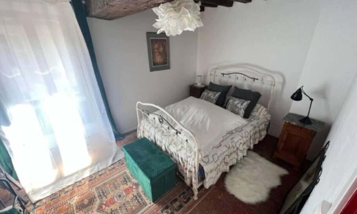 Photo of Bedroom in Belabre