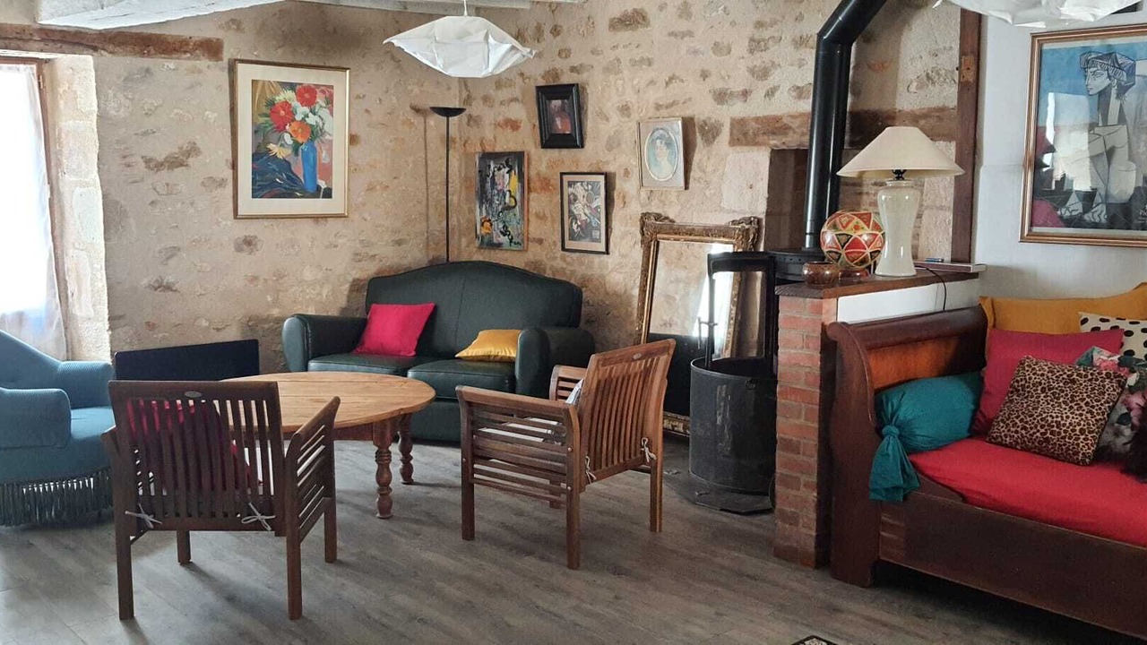 Photo of Livingroom in Belabre