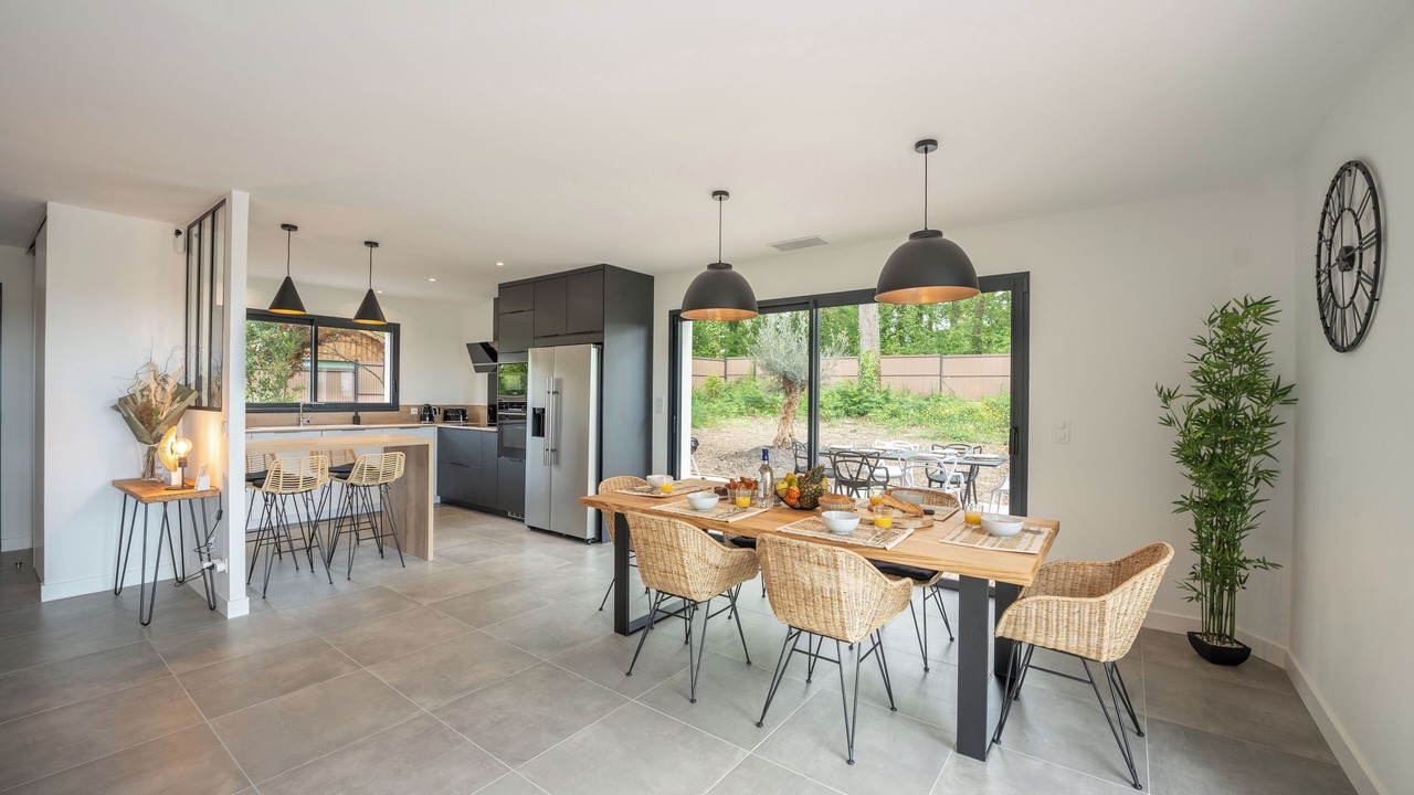 Photo of Others in Cenac