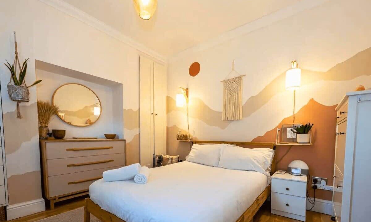 Photo of Others in Withington