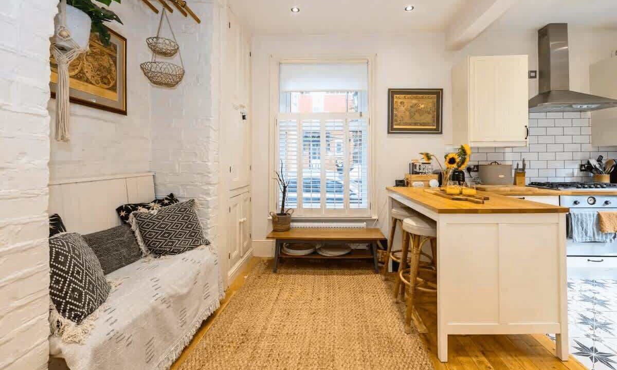 Photo of Others in Withington