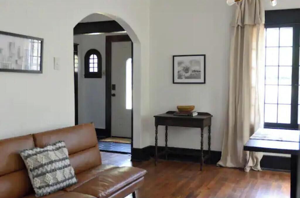 Photo of Livingroom in Batesville