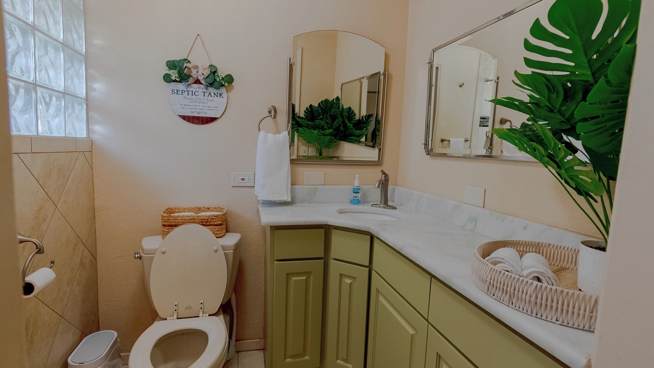 Photo of Bathroom in Helotes