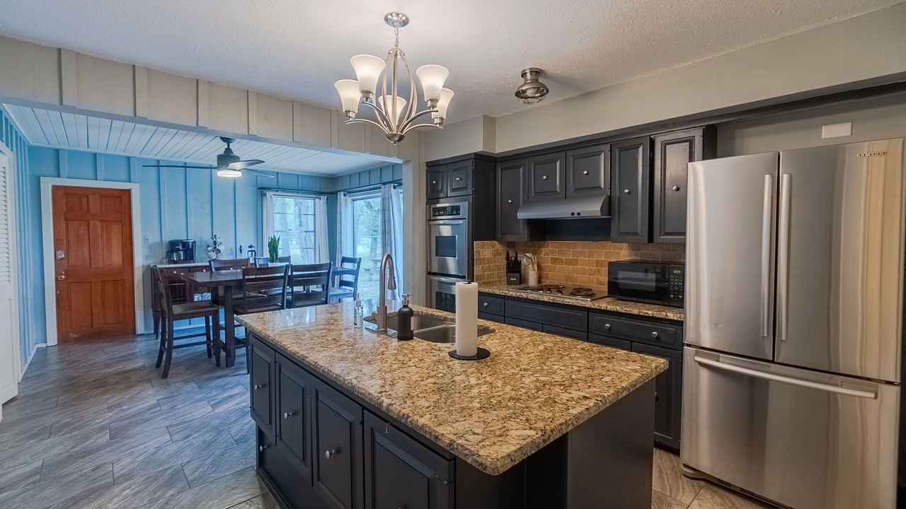 Photo of Kitchen in Helotes