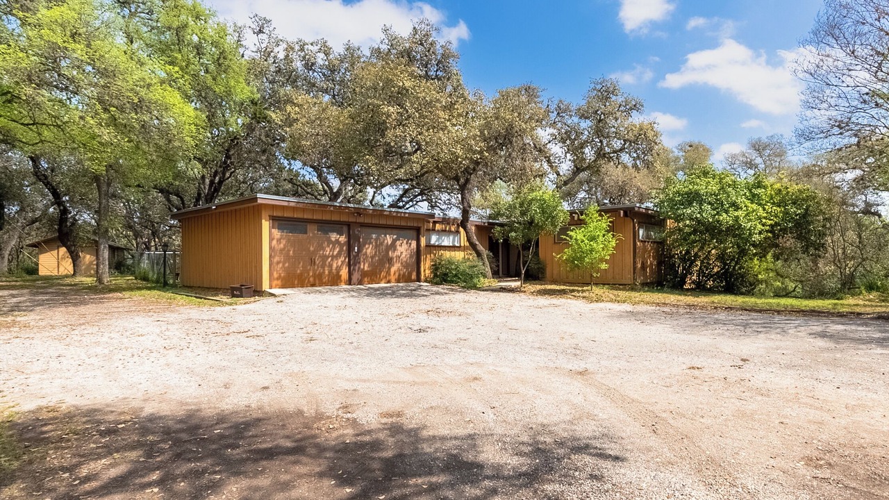 Photo of Outdoor in Helotes