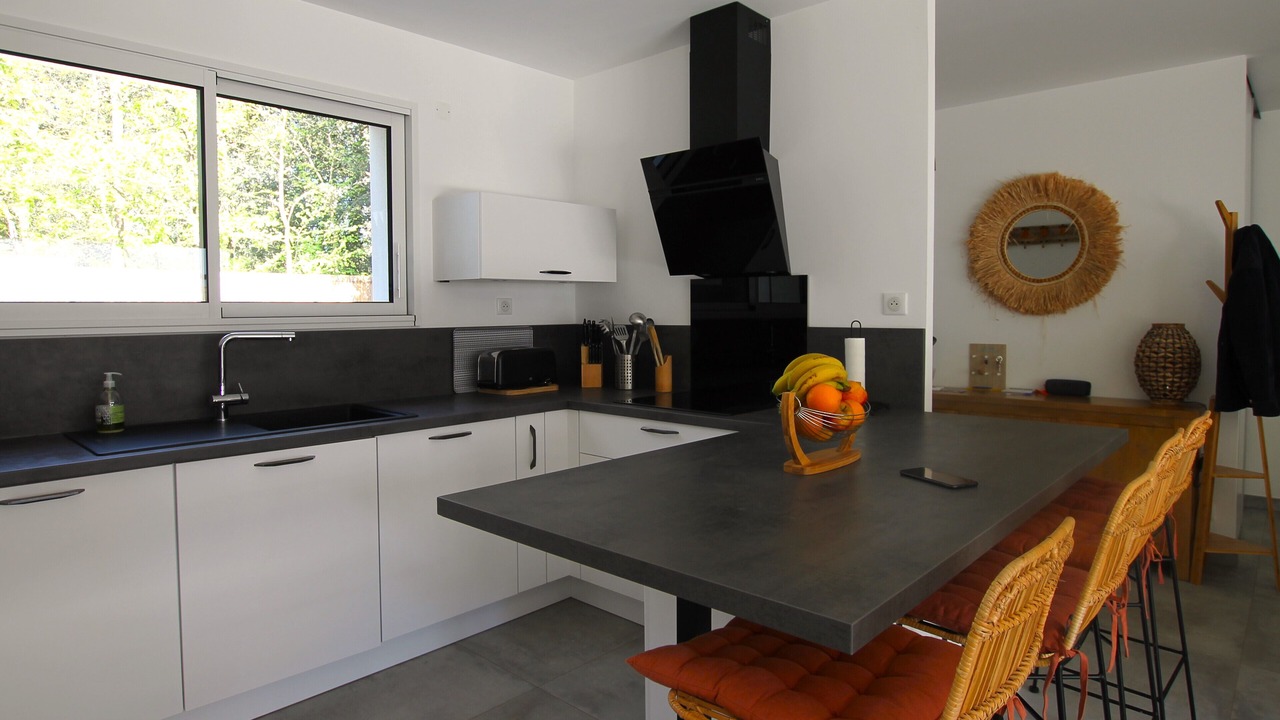 Photo of Kitchen in Saint-Vincent-sur-Jard
