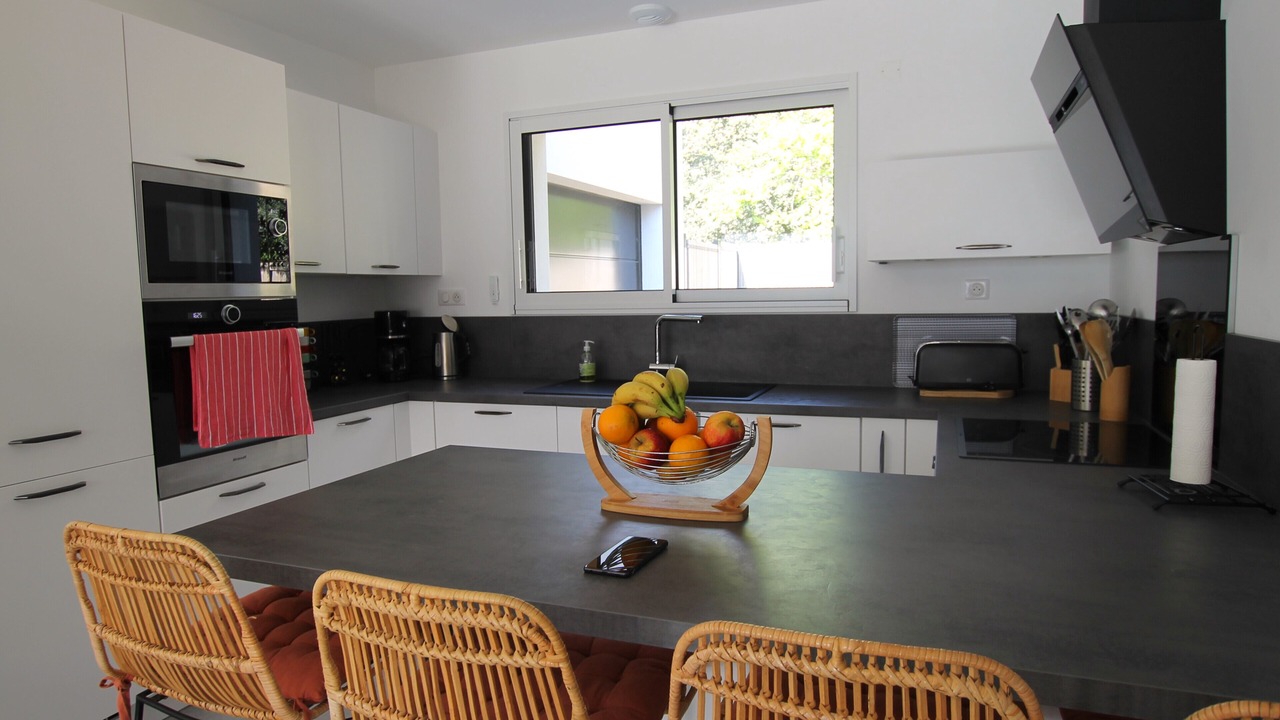 Photo of Kitchen in Saint-Vincent-sur-Jard