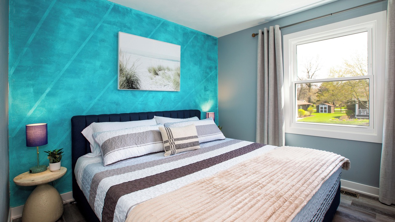 Photo of Bedroom in Winthrop Harbor