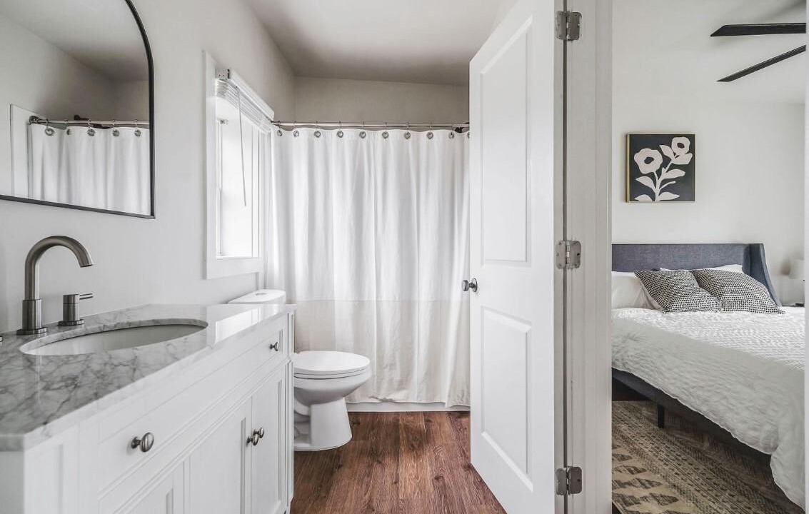 Photo of Bathroom in Allons