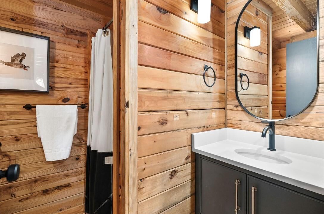 Photo of Bathroom in Allons