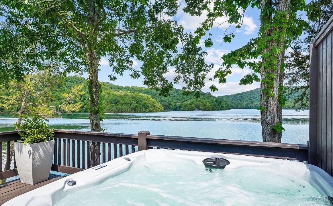 Photo of Outdoor in Allons