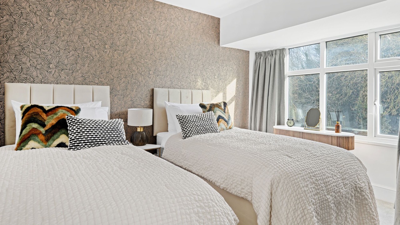 Photo of Others in Iverley