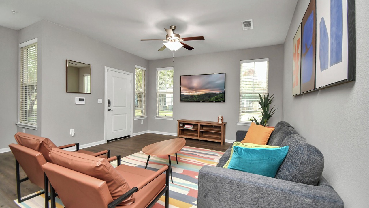 Photo of Livingroom in Missouri City