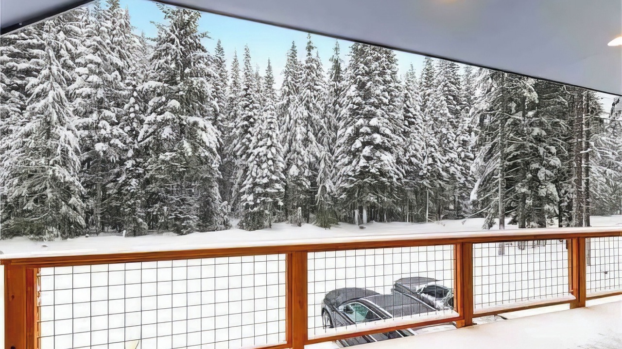 Photo of Outdoor in Snoqualmie Pass