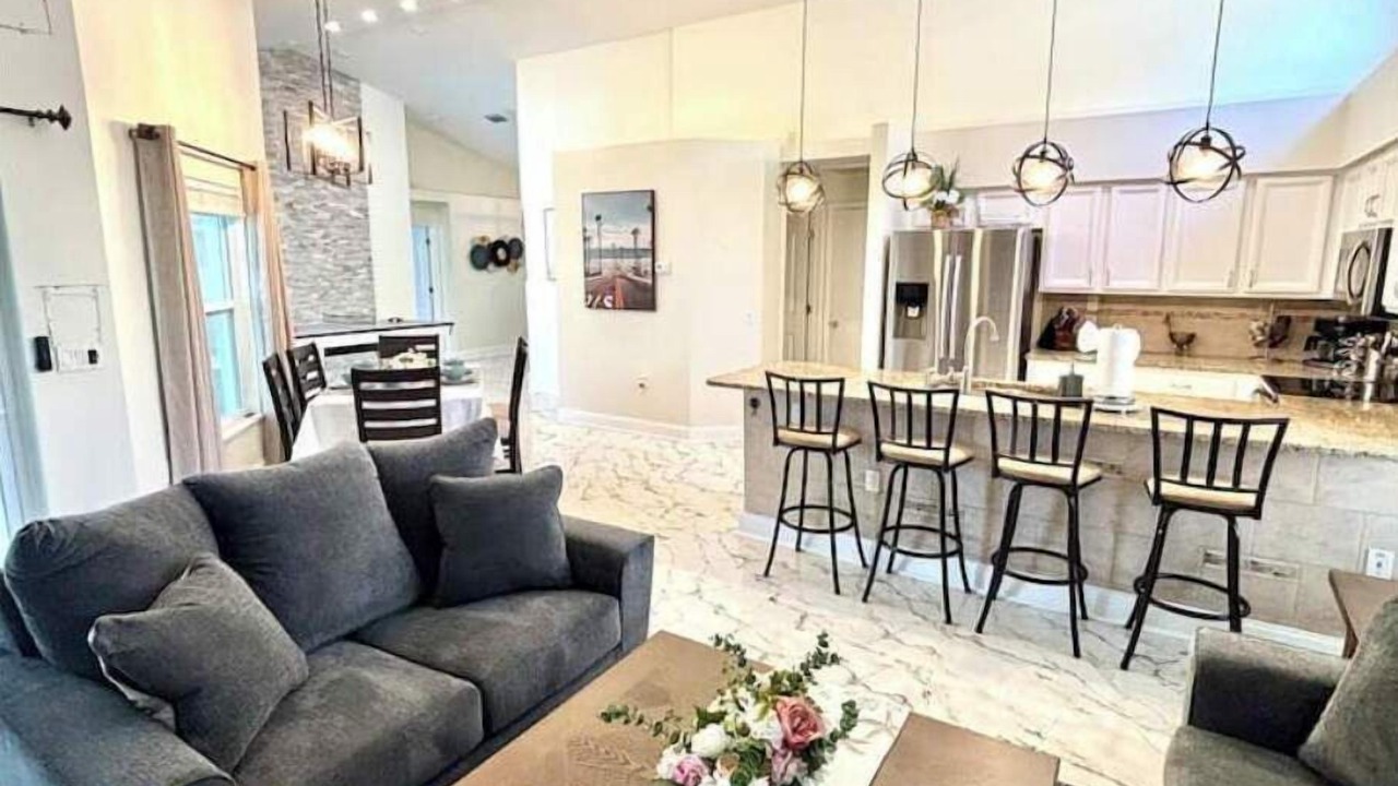 Photo of Livingroom in Tampa