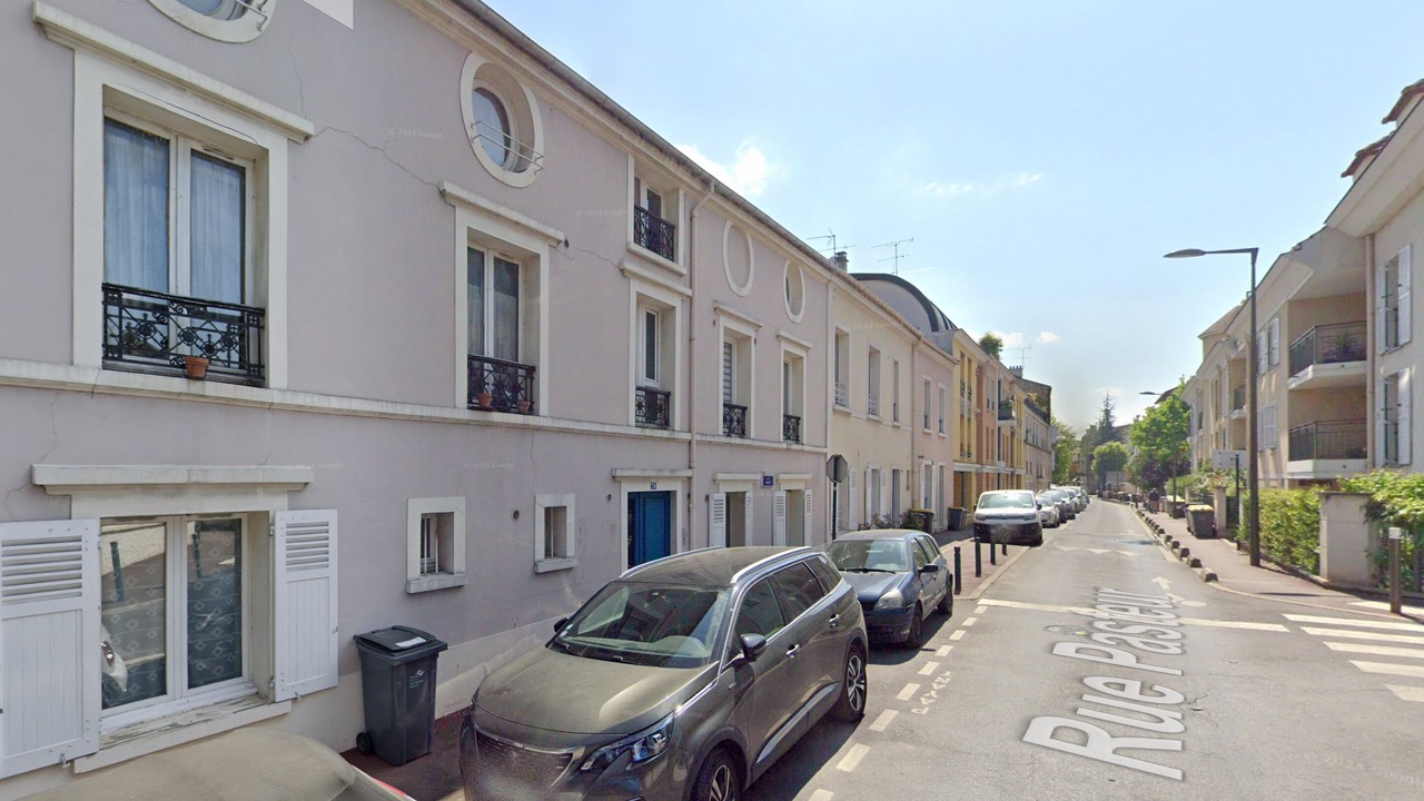 Photo of Others in Suresnes