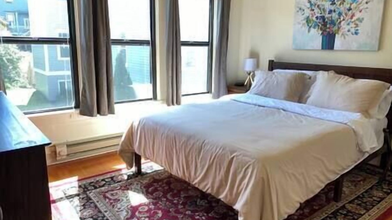 Photo of Others in Astoria