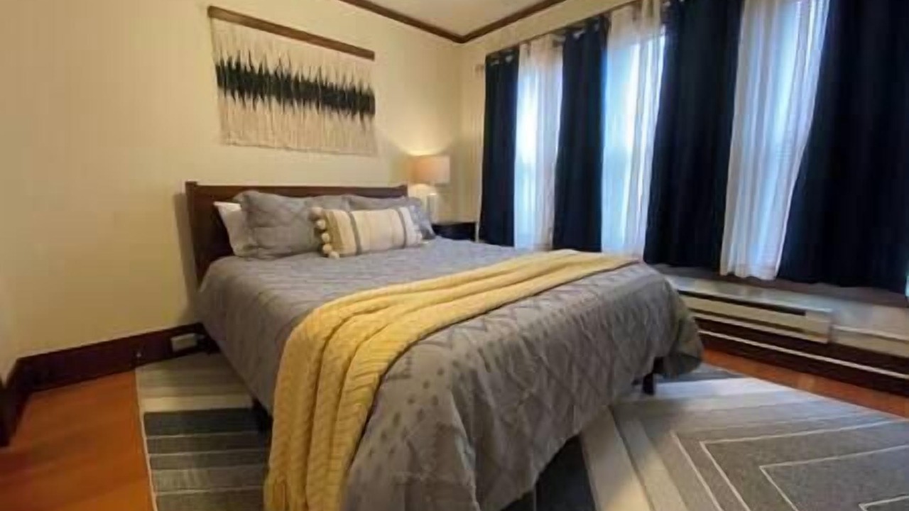 Photo of Others in Astoria