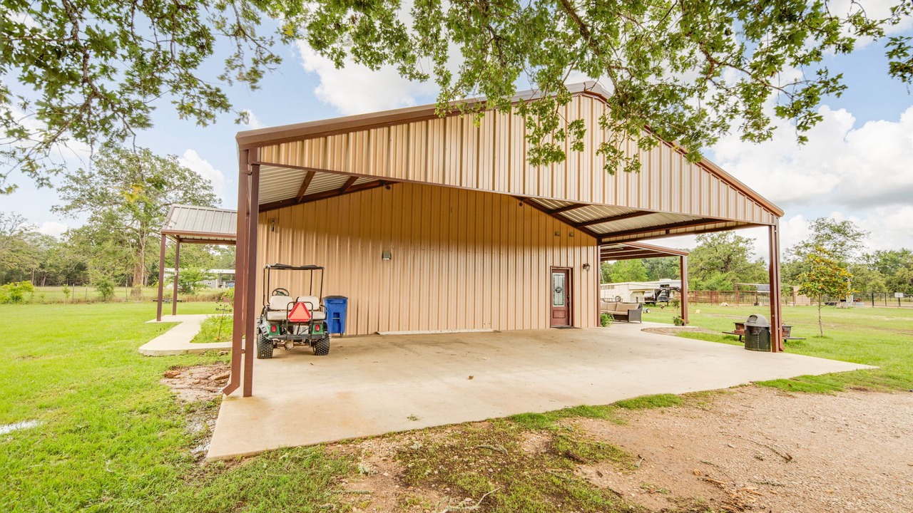 Photo of Outdoor in Bryan