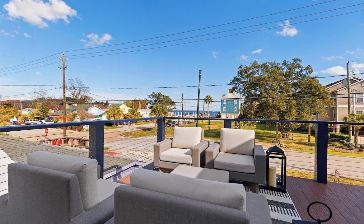 Photo of Patio Balcony in Clear Lake Shores