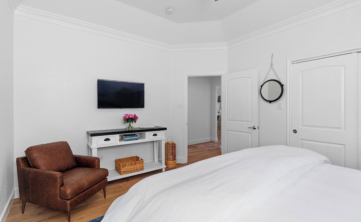 Photo of Bedroom in Clear Lake Shores