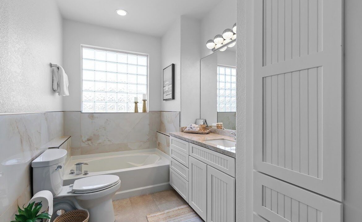 Photo of Bathroom in Clear Lake Shores