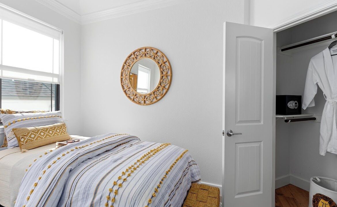 Photo of Bedroom in Clear Lake Shores