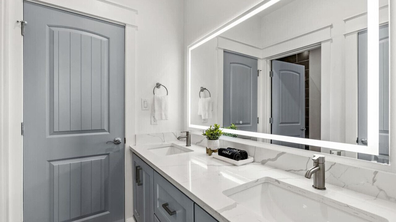 Photo of Bathroom in Indian Beach