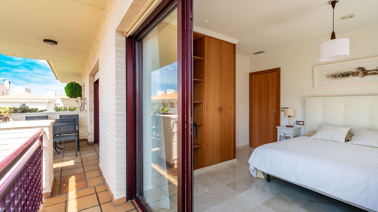 Photo of Bedroom in El Albir