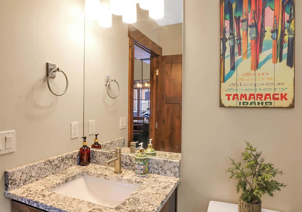 Photo of Bathroom in Tamarack Resort