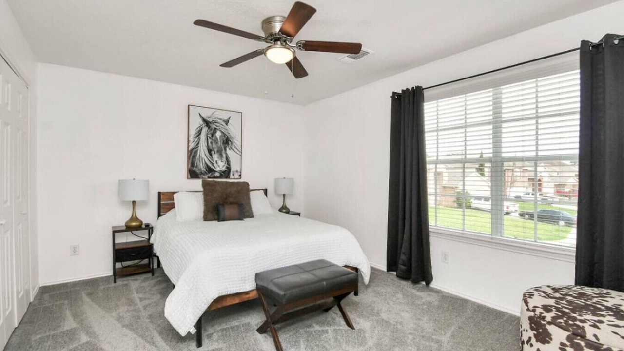 Photo of Bedroom in Atascocita