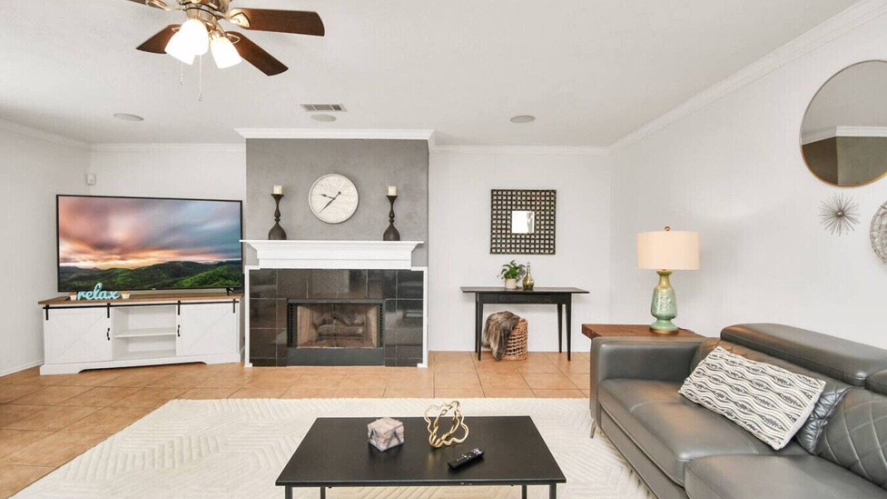 Photo of Livingroom in Atascocita