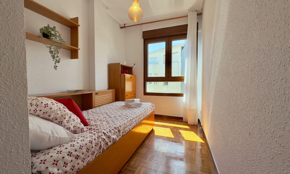 Photo of Bedroom in Somo