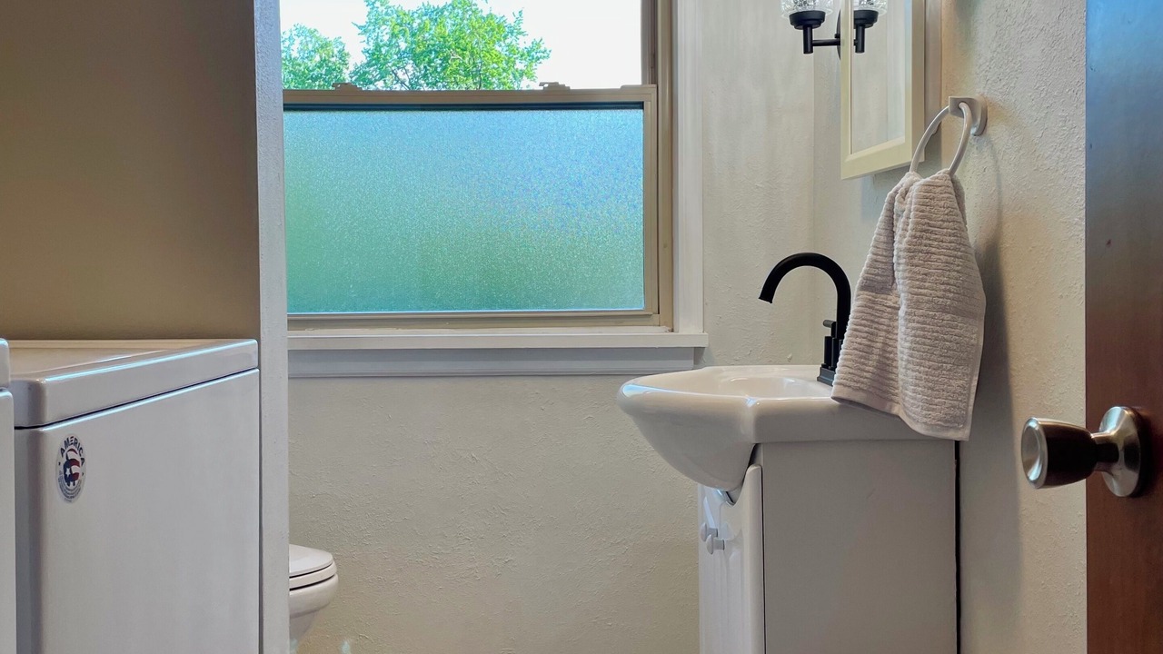 Photo of Bathroom in Keller Park