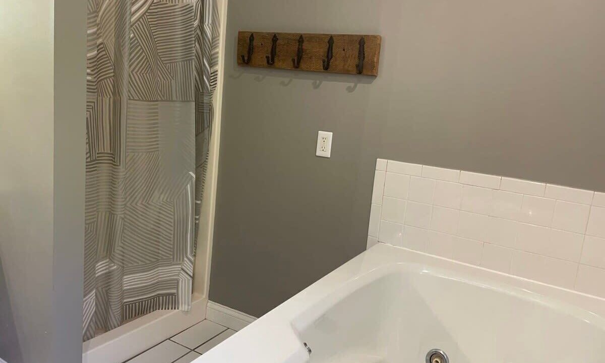 Photo of Bathroom in Hendersonville