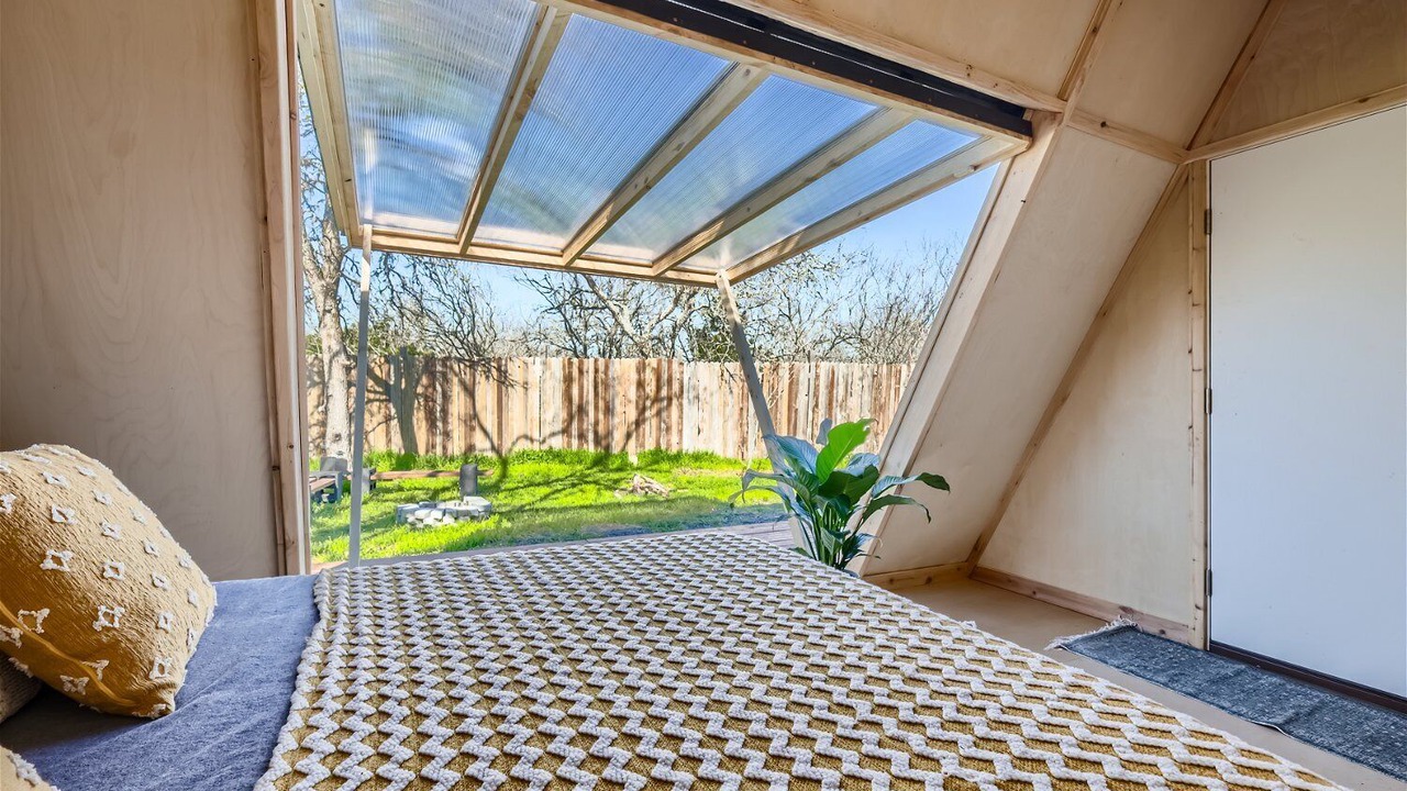 Photo of Bedroom in Del Valle